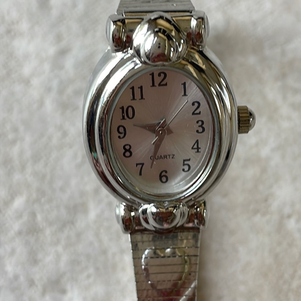 Silver Tone Advance Ladies watch - Silver Face & Stretch Band - New Battery -
